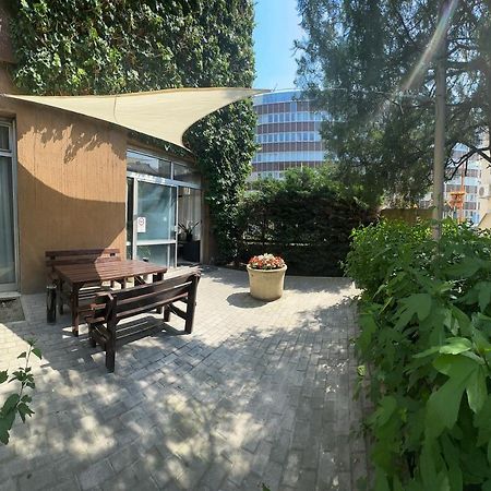 H1 Apartmanok Budapest Bagian luar foto