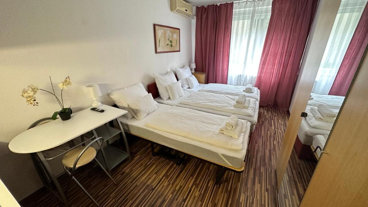 H1 Apartmanok Budapest Bagian luar foto